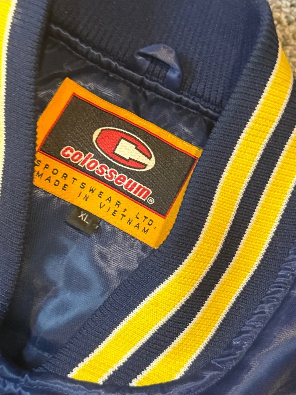 Vintage Colosseum Men's Univ of Michigan Jacket size XL